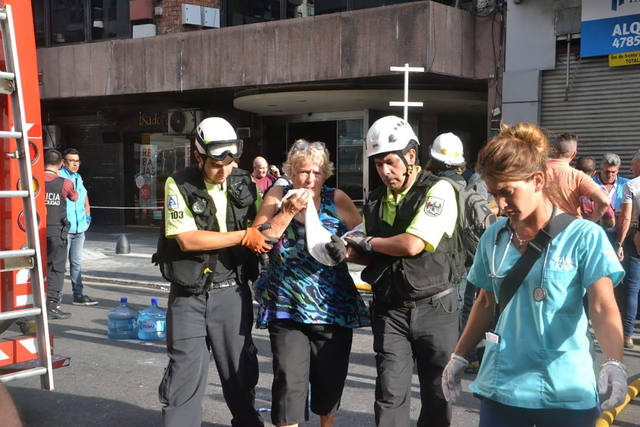 Murieron dos mujeres en el incendio de un hotel porteño