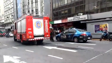 Incendio en un hotel de Buenos Aires cerca del Obelisco