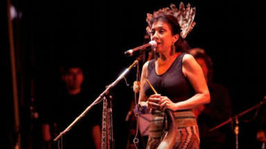 La radio homenajeó a dos ídolos del ciclismo