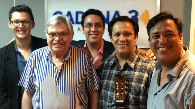 AUDIO: Jazmín de Luna, la renovación del folclore en Viva la Radio