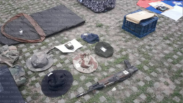 Exhibieron el arsenal que usaba el grupo paramilitar