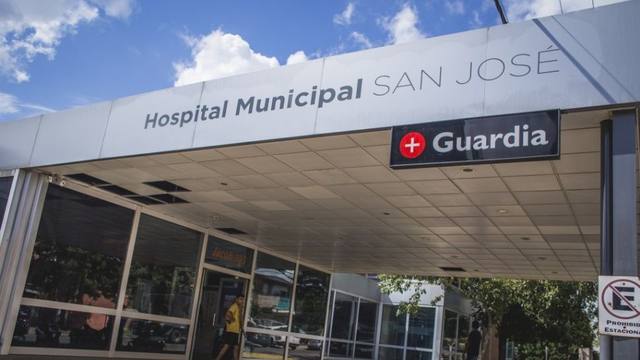 Abandonaron muerta a una joven en un hospital de Campana