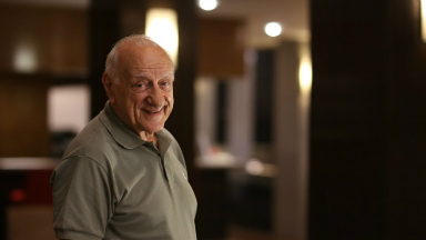 Jorge D’Elía presenta una vida