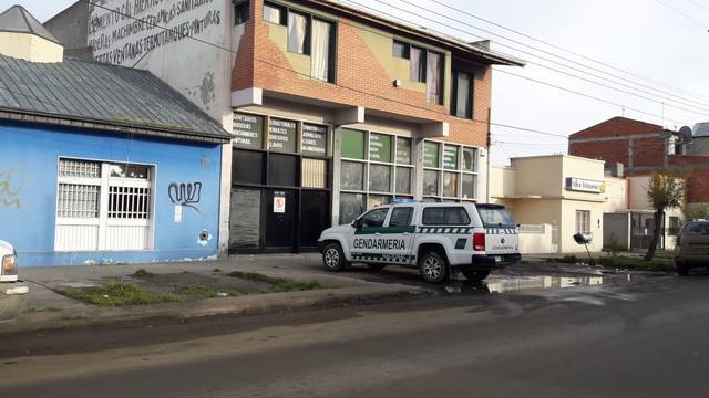 FOTO: Al menos 30 allanamientos simultáneos en Río Gallegos