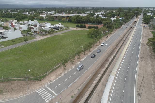 Av. Spilimbergo conecta Circunvalación y el aeropuerto