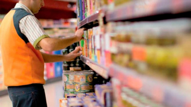Comercio cerraría un 45% de aumento y el pago del bono
