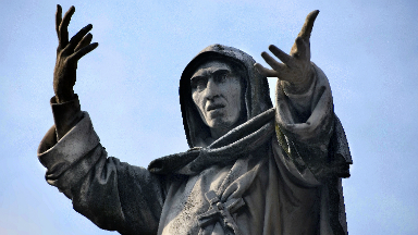 AUDIO: Nuestro Savonarola sale de shopping