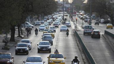AUDIO: Para ingeniero, Córdoba debe controlar el estacionamiento