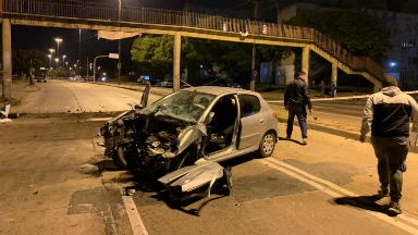 Detienen a los ocupantes de autos que chocaron en una picada