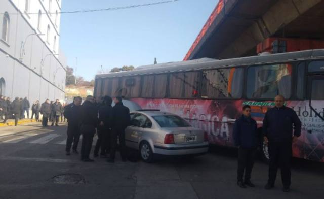 Aoita levantó el paro y se normalizó el servicio interurbano