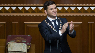 AUDIO: Zelenski asumió en Ucrania y disolvió el Parlamento