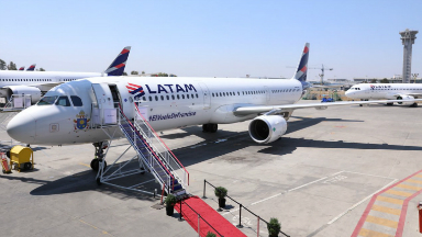 Le cancelaron un vuelo y ahora LATAM deberá pagar $170 mil