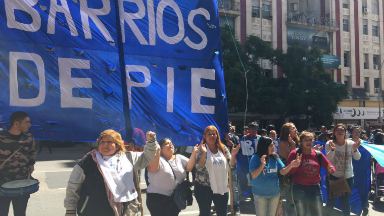 AUDIO: Barrios en Pie se movilizó por el centro de Córdoba