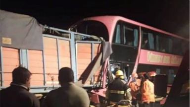 AUDIO: Dos heridos en un choque en la autopista Córdoba-Rosario