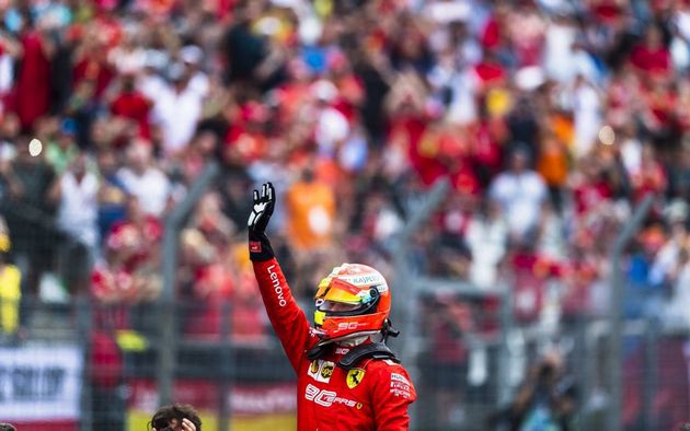 Los alemanes celebraron emocionados el homenaje