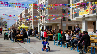 Comenzó la mudanza de 600 familias de villa Rodrigo Bueno