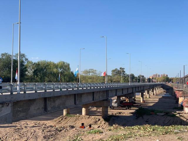 FOTO: Schiaretti inauguró el puente Obregón Cano en Río Cuarto