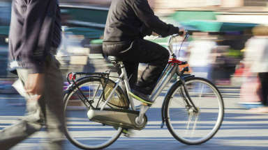 AUDIO: Hubo 55 multas a ciclistas por no usar casco