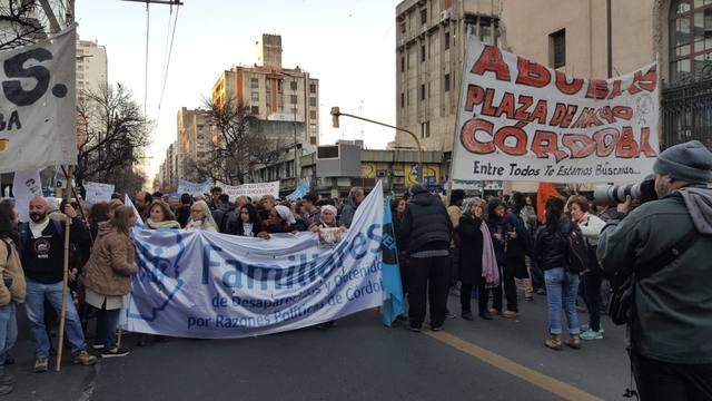 FOTO: Caos de tránsito en Córdoba por marcha contra la reforma