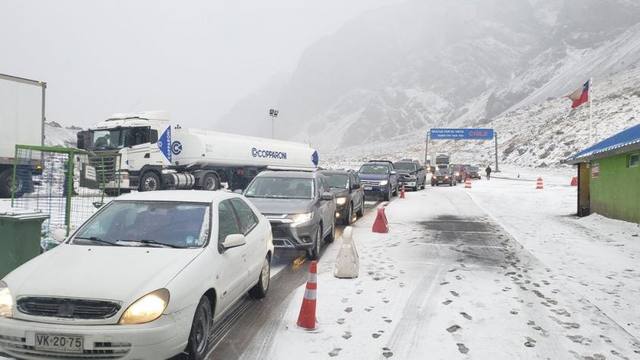 Intensas nevadas en Malargüe y San Rafael