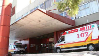 AUDIO: Murió una joven al chocar su moto con un poste en Córdoba