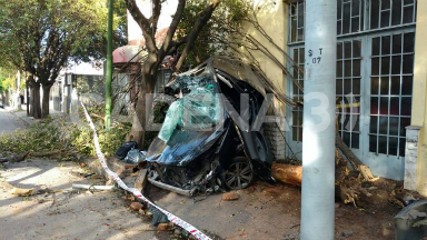 Murió un joven en un asombroso choque en Córdoba