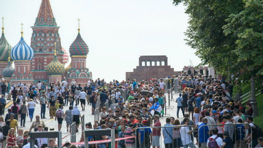 AUDIO: Más de 5 mil turistas se niegan a salir de Rusia