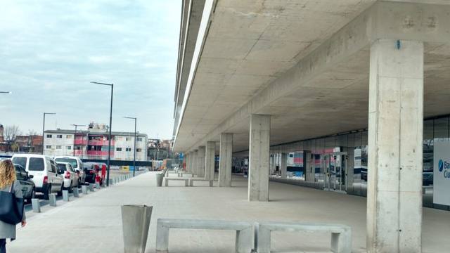 Ya funciona la sede de gobierno en el viejo Elefante Blanco