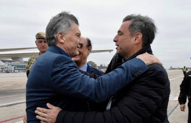 FOTO: Macri visitó la CONAE y lanza su campaña en Córdoba