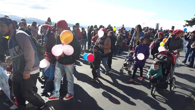 Con un colorido desfile, Bariloche festeja sus 117 años