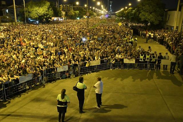 Más de 350 mil fieles en el 40º vía crucis del padre Ignacio