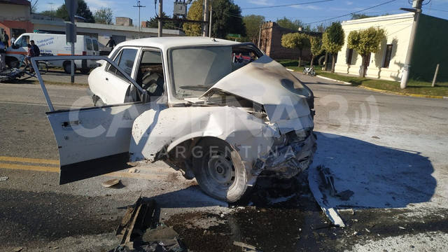 FOTO: Una profesora murió en un accidente en Lozada