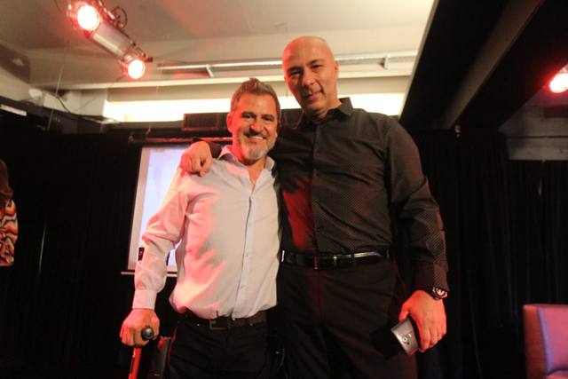 Presentan la biografía