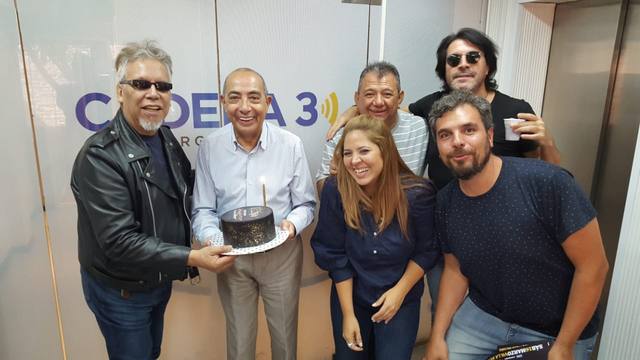 El Rey Pelusa celebró su cumpleaños en Juntos