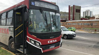 Una mujer falleció en un colectivo urbano de Ersa