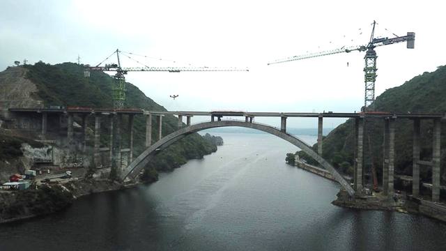 En abril estaría listo el puente del lago San Roque