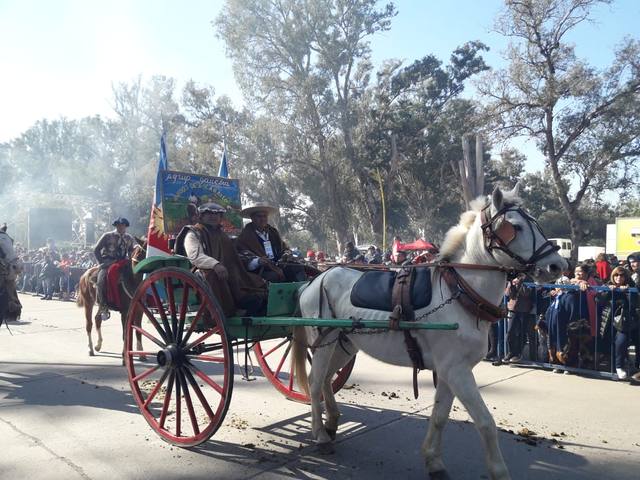 Santiago del Estero celebró su aniversario con un gran locro
