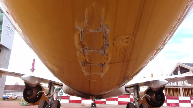 FOTO: Un avión de Flybondi tuvo un incidente en el despegue