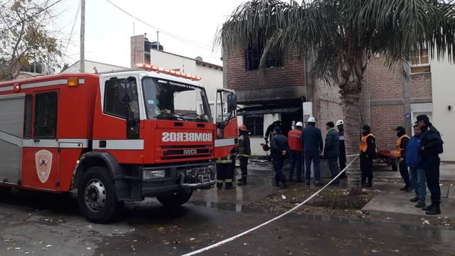 Madre y sus dos hijos mueren durante incendio en San Juan
