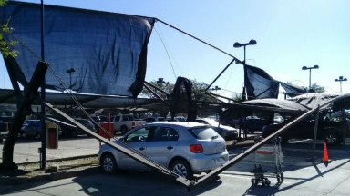 AUDIO: El viento Zonda causó destrozos en Salta y Jujuy