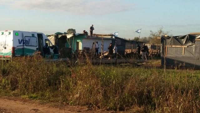 Desalojaron el predio de Juárez Celman con topadoras