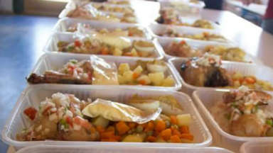 Las viandas que entregaron