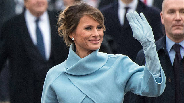 Una estatua de Melania Trump causa polémica en Eslovenia
