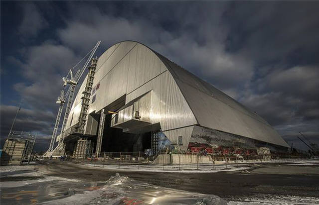 FOTO: Chernobyl: un nuevo sarcófago evitará la fuga de radiación