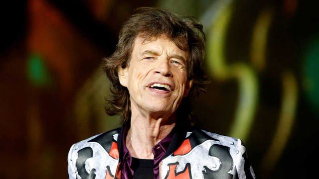 FOTO: Mick Jagger mostró su energía a un mes de su operación