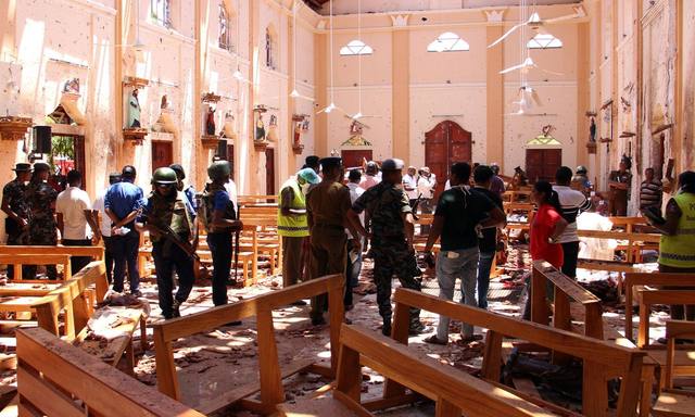 FOTO: Ascienden a 290 los muertos por atentados en Sri Lanka
