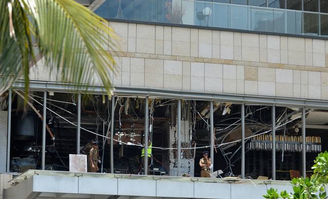 FOTO: Ascienden a 290 los muertos por atentados en Sri Lanka