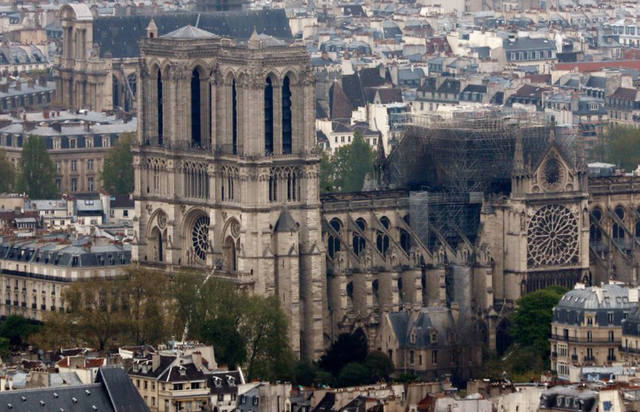FOTO: Más de 800 millones de euros para salvar Notre Dame