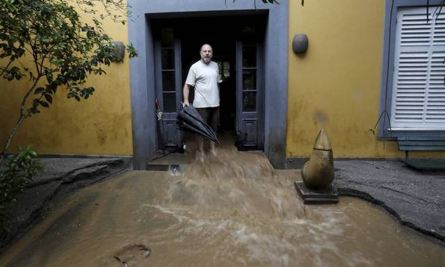 FOTO: El temporal arrasó con la casa del bajista de Los Paralamas