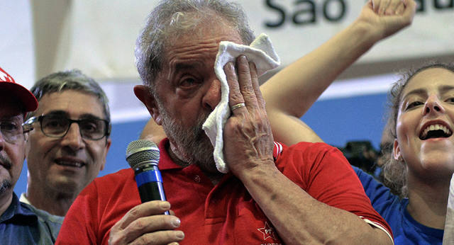 FOTO: El ex presidente Lula da Silva fue condenado por corrupción.